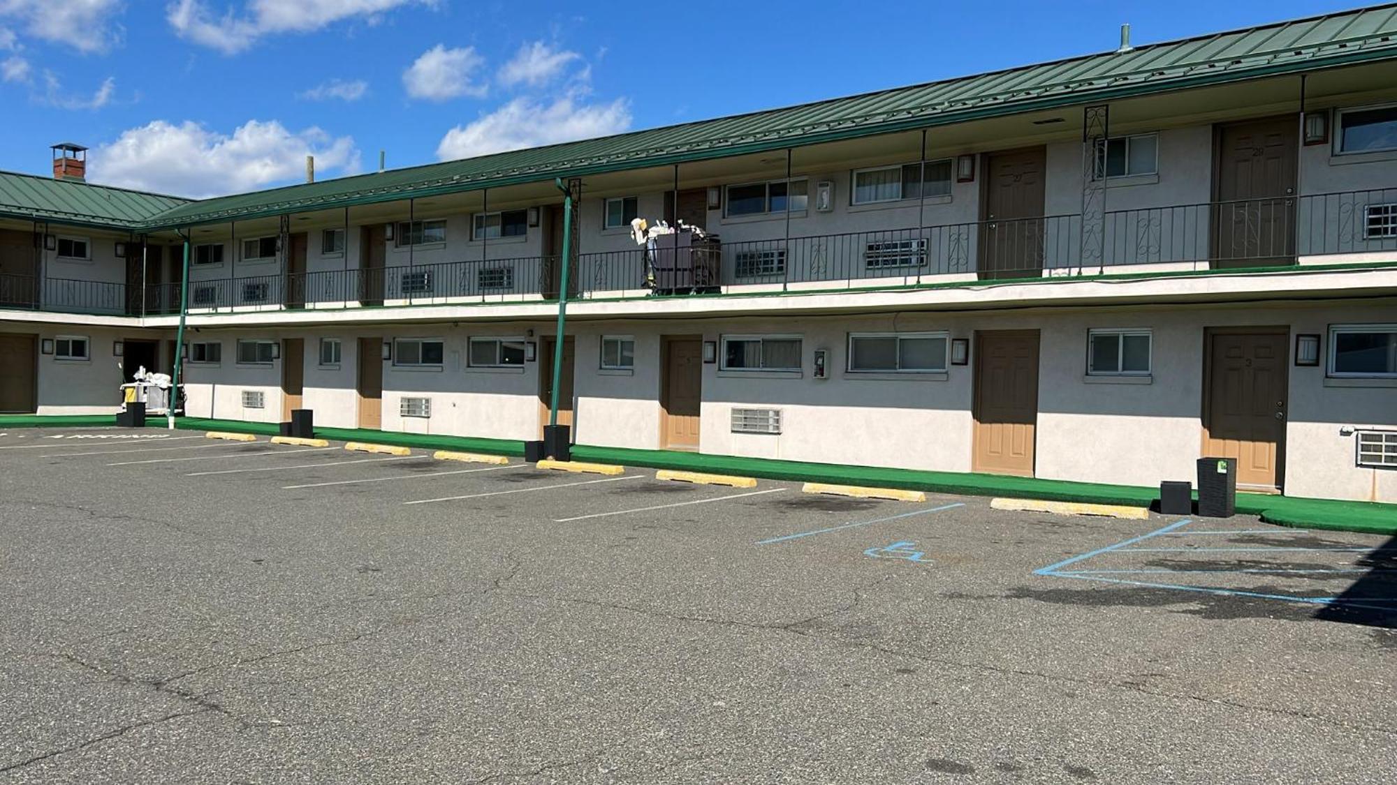Winslow Motel Lyndhurst Eksteriør bilde
